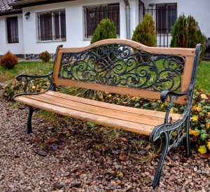 Garten- und Terrassenpflege 